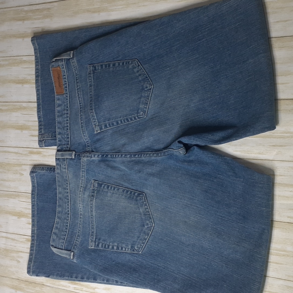 Eddie Bauer Classic Fit Bootcut Women's  Size 12 Short Item#0331